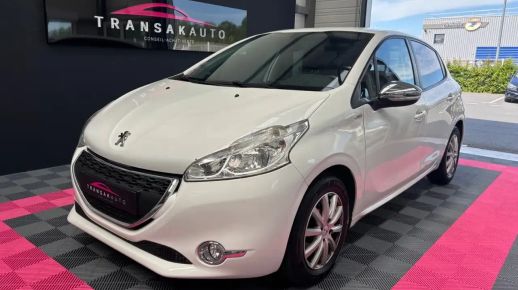 Peugeot 208 2013