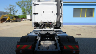 Leasing Tractor unit MERCEDES 1842 2019