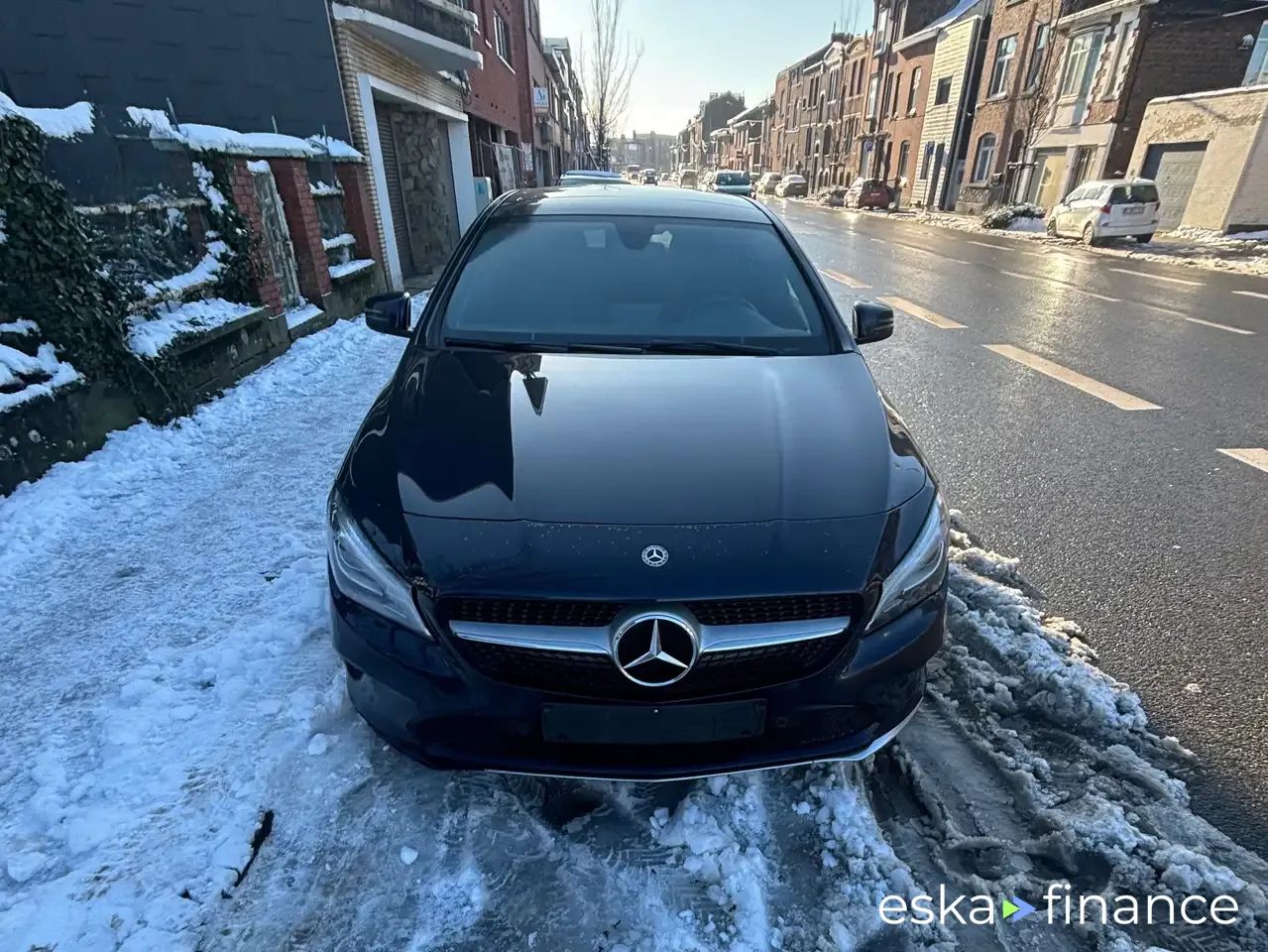 Lízing Kombi MERCEDES CLA 180 2018