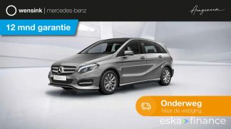 Lízing Hatchback MERCEDES B 180 2018