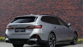 Finansowanie Wóz BMW 530 2024