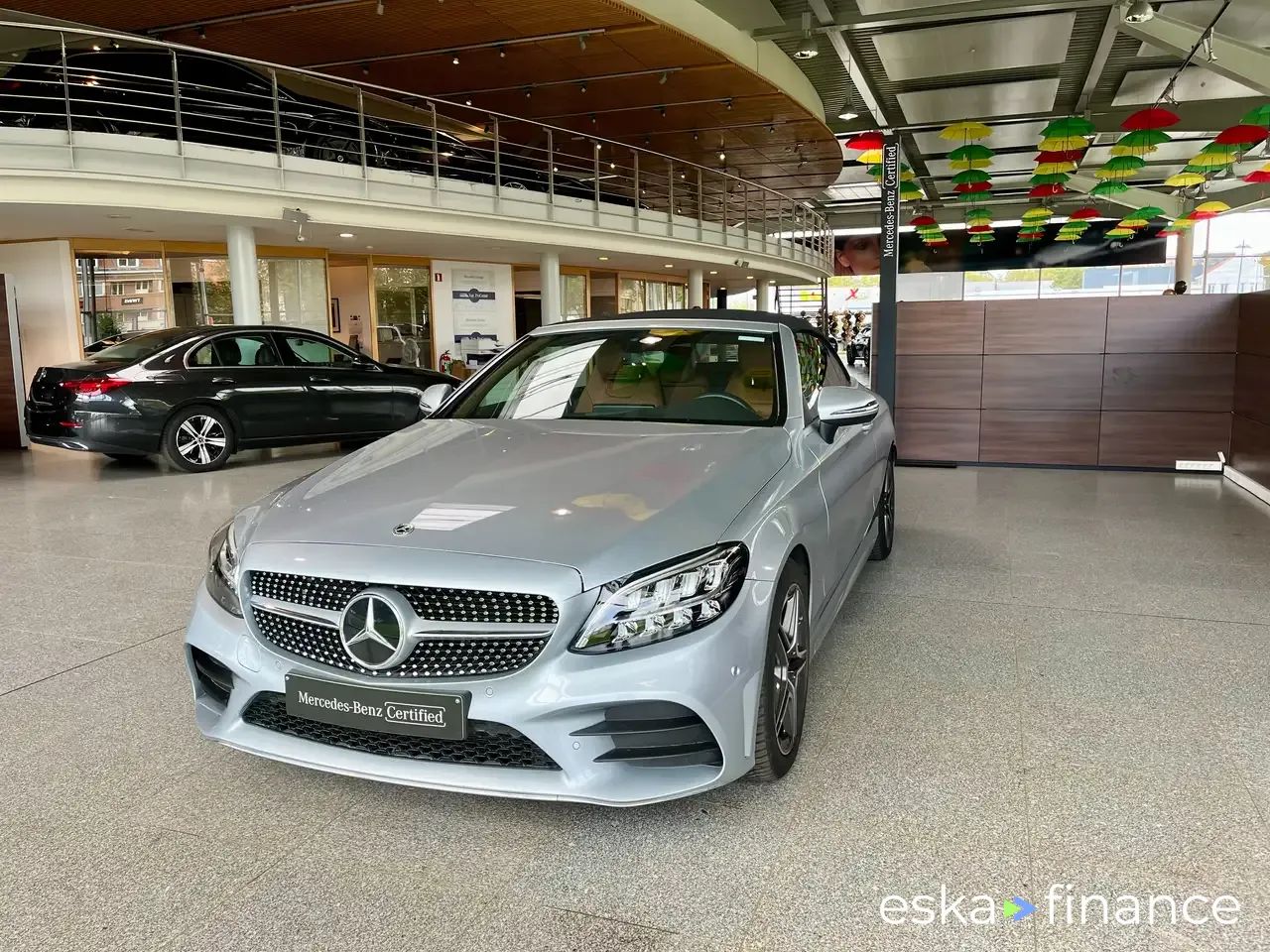 Lízing Kabriolet MERCEDES C 180 2023