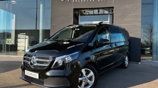 Lízing Hatchback MERCEDES V 220 2023