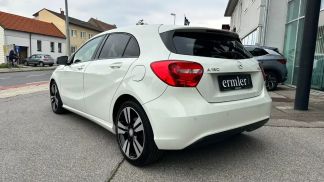 Lízing Sedan MERCEDES A 180 2012