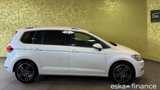 Lízing Hatchback Volkswagen Touran 2017