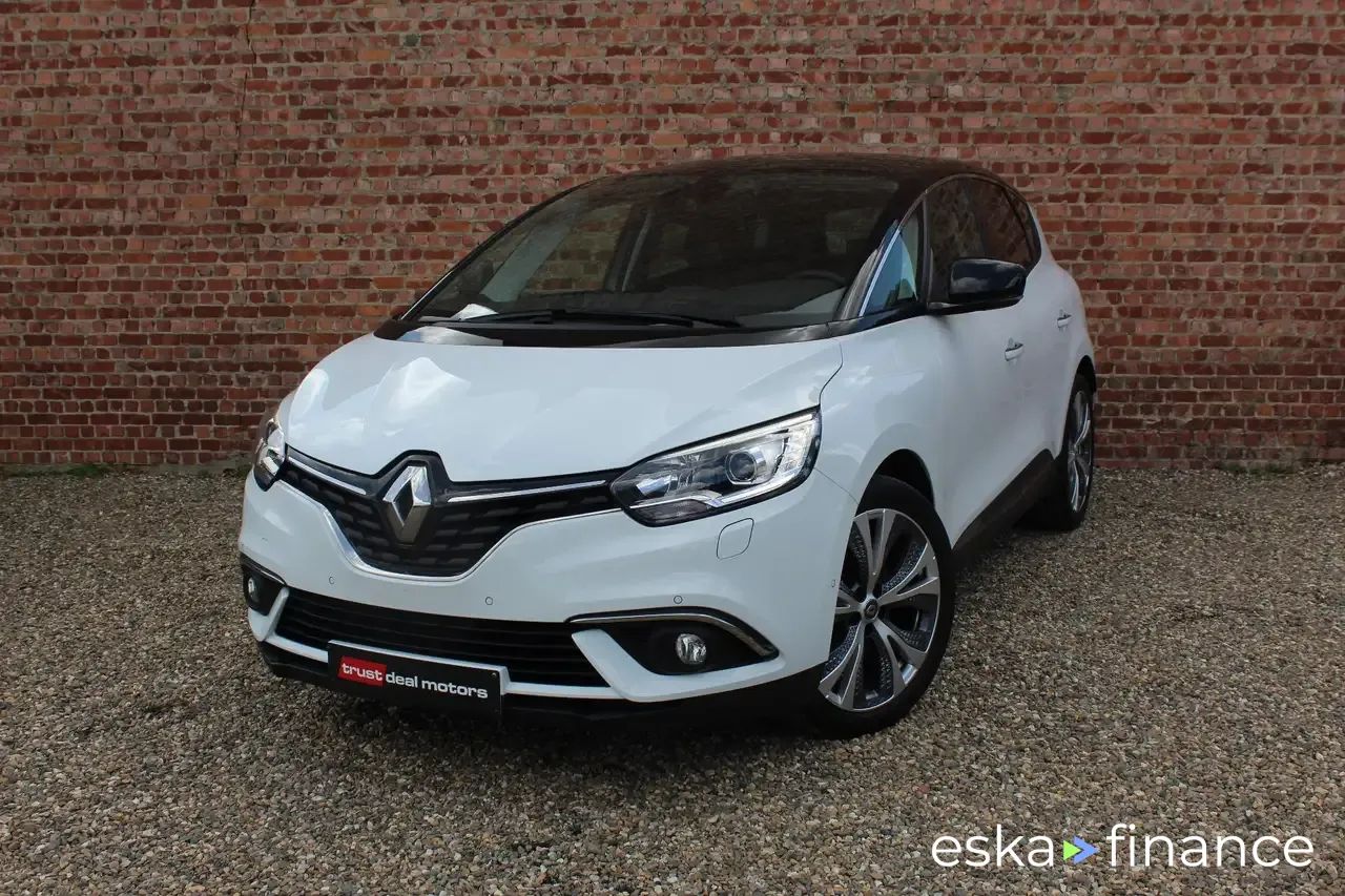 Lízing Hatchback Renault Scenic 2020