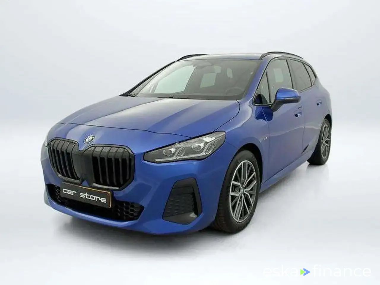 Leasing Le transport des passagers BMW 218 2023