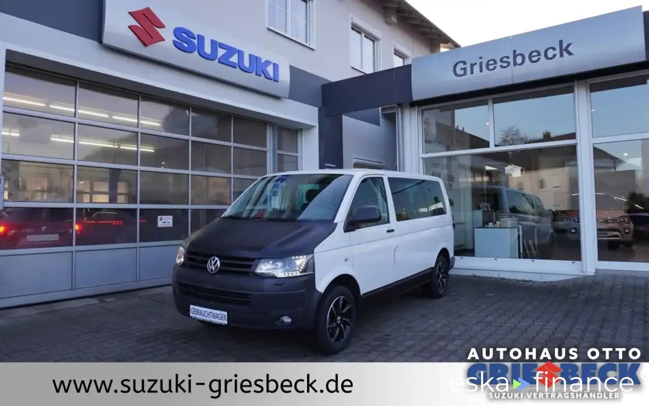 Lízing Hatchback Volkswagen Transporter 2015