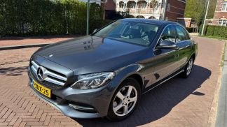Lízing Sedan MERCEDES C 200 2014