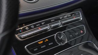 Lízing Sedan MERCEDES E 200 2017