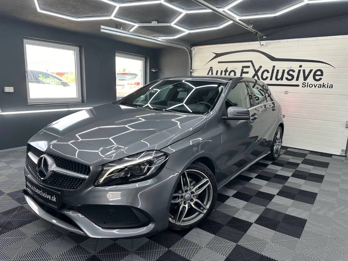 Leasing Hatchback MERCEDES A TRIEDA 2016