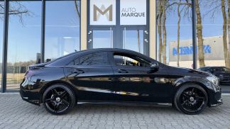 Lízing Sedan MERCEDES CLA 180 2015