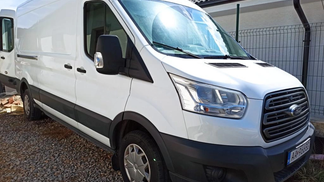 Zamknięte pudełko Ford Transit 2016