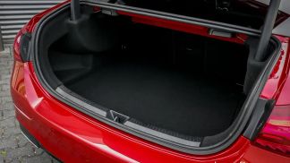 Lízing Sedan MERCEDES A 180 2024