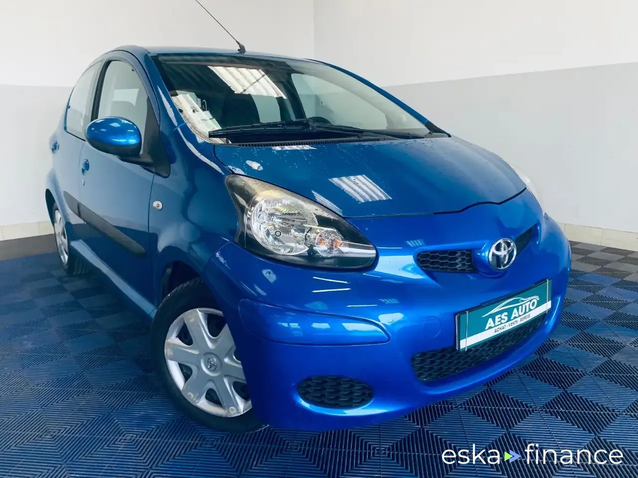 Finansowanie Van Toyota AYGO 2011