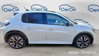 Lízing Hatchback Peugeot 208 2021