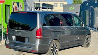 Lízing Hatchback MERCEDES EQV 300 2022