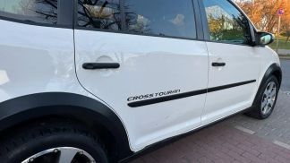 Financování Hatchback Volkswagen Touran 2013