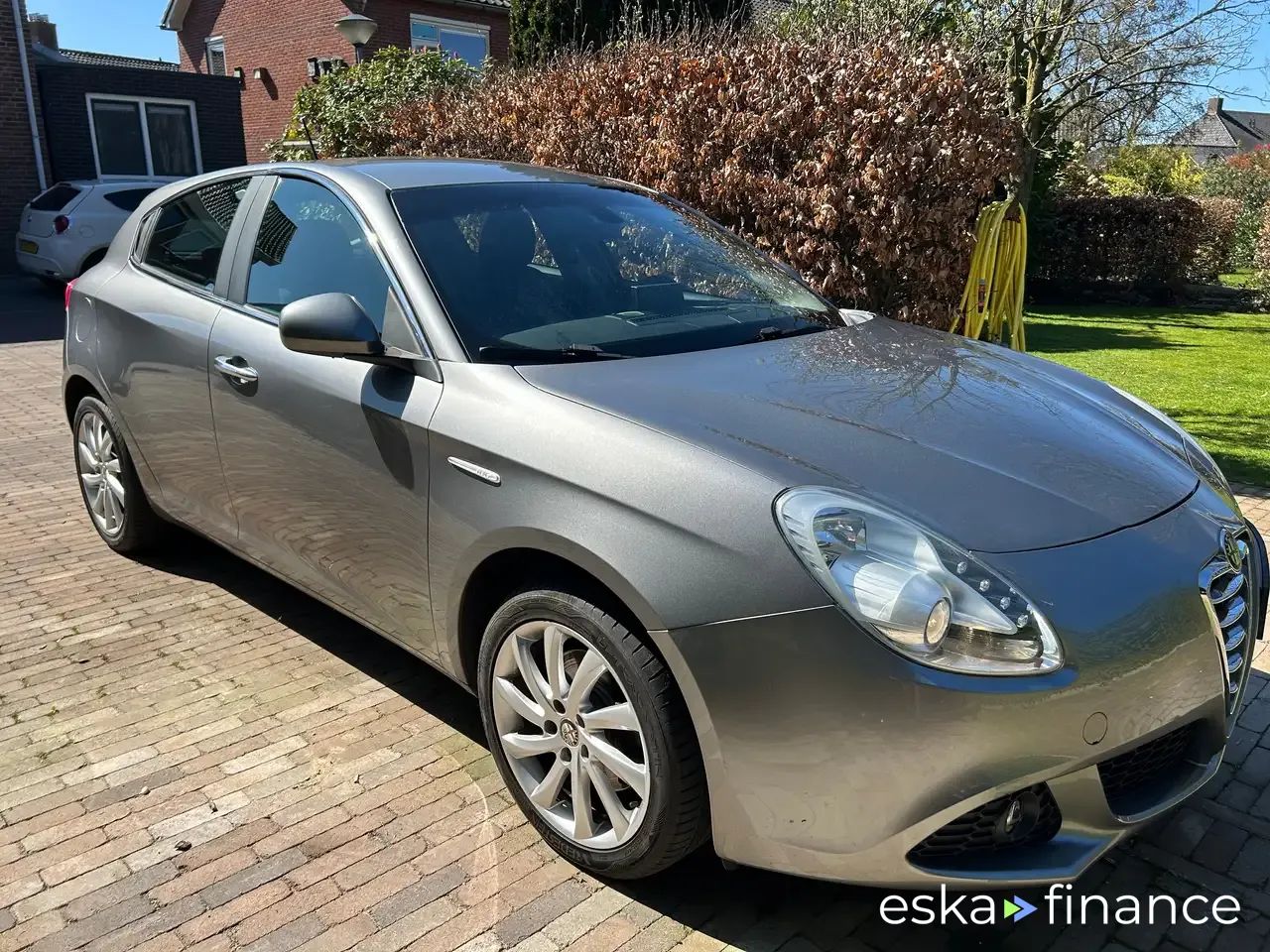 Financování Hatchback Alfa Romeo Giulietta 2012