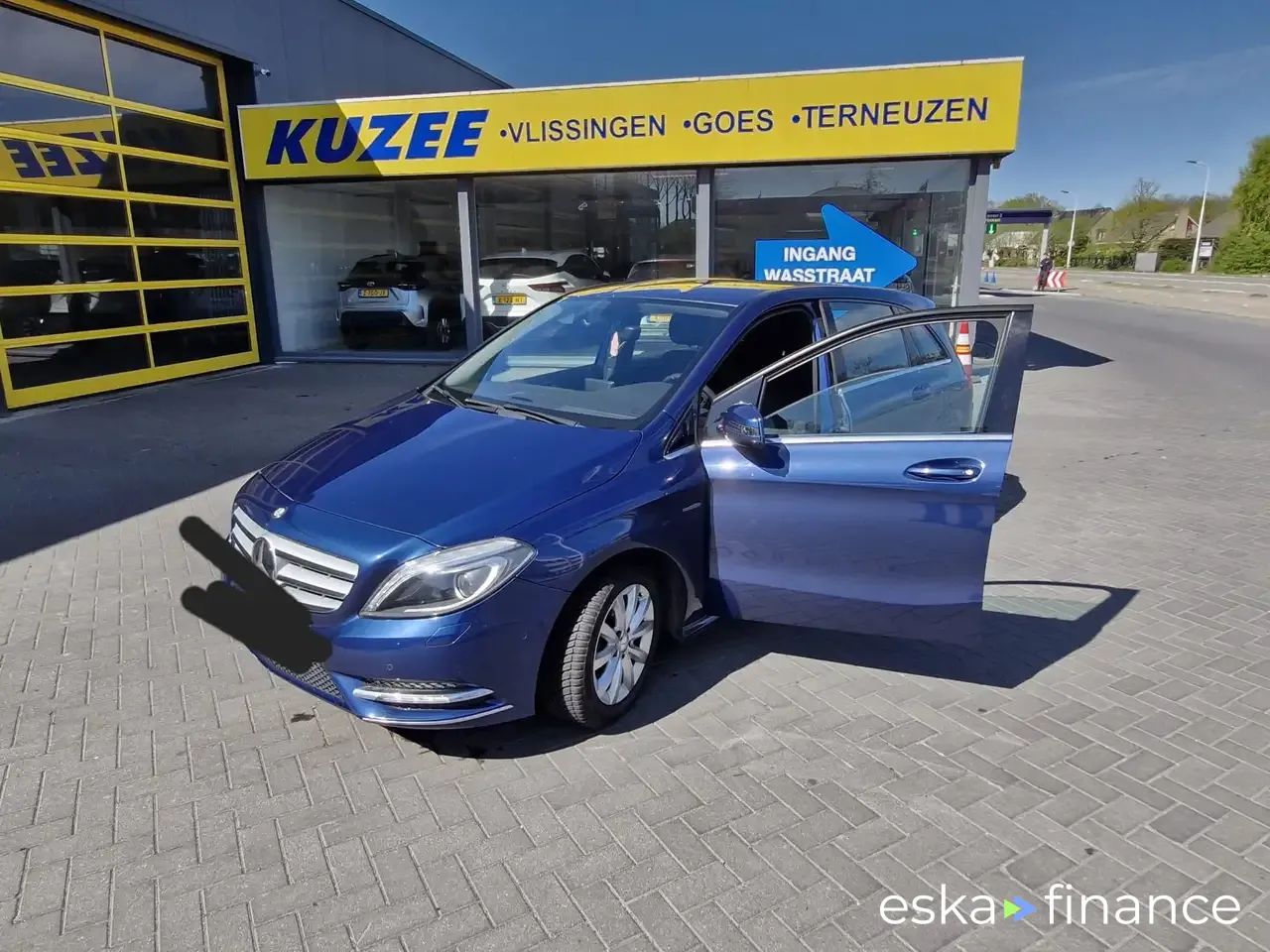 Leasing Wagon MERCEDES B 180 2012