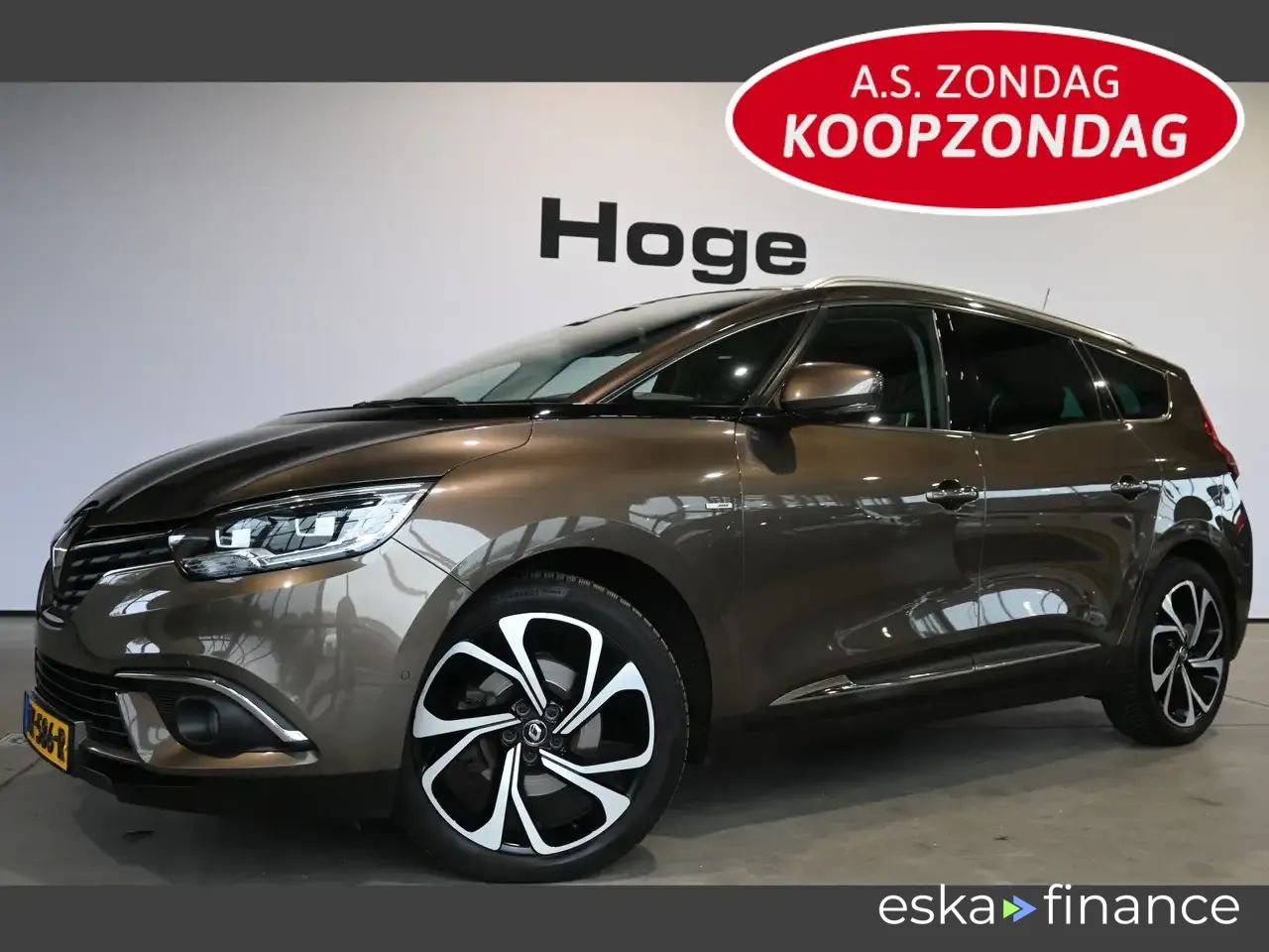 Leasing Minivan Renault Grand Scenic 2016