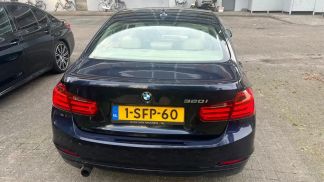 Lízing Sedan BMW 320 2013