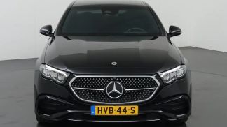 Lízing Sedan MERCEDES E 300 2024