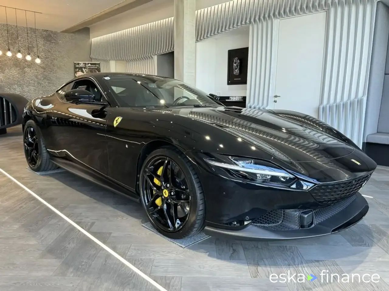 Financování Kupé Ferrari Roma 2021