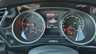 Financování Hatchback Volkswagen Touran 2021