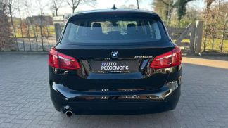 Lízing Hatchback BMW 225 2018