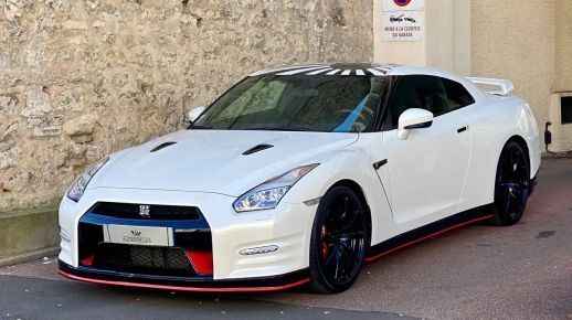 Nissan GT-R 2014