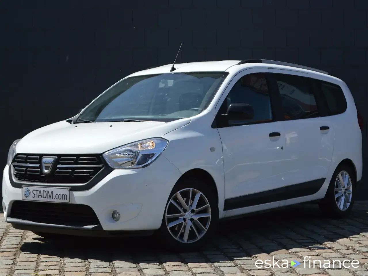 Lízing Hatchback Dacia Lodgy 2021