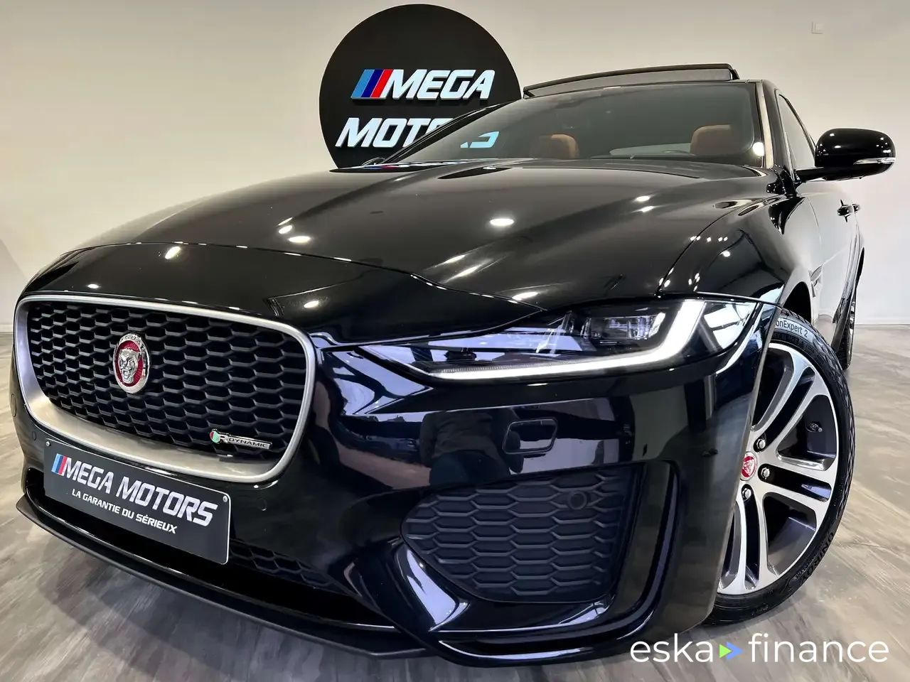 Finansowanie Sedan Jaguar XE 2021