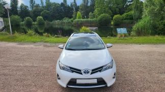 Lízing Kombi Toyota Auris 2013