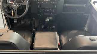 Leasing Convertible Land Rover Defender 2012