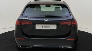 Lízing Hatchback MERCEDES B 250 2025