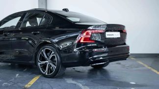 Lízing Sedan Volvo S60 2024