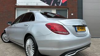 Lízing Sedan MERCEDES C 180 2015