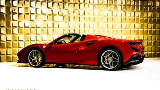 Financování Konvertibilní Ferrari F8 SPIDER 2022