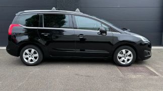 Finansowanie Transport pasażerów Peugeot 5008 2015