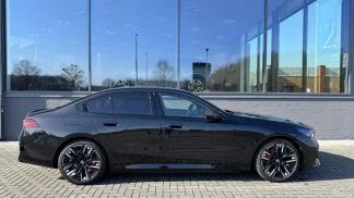 Lízing Sedan BMW I5 2024