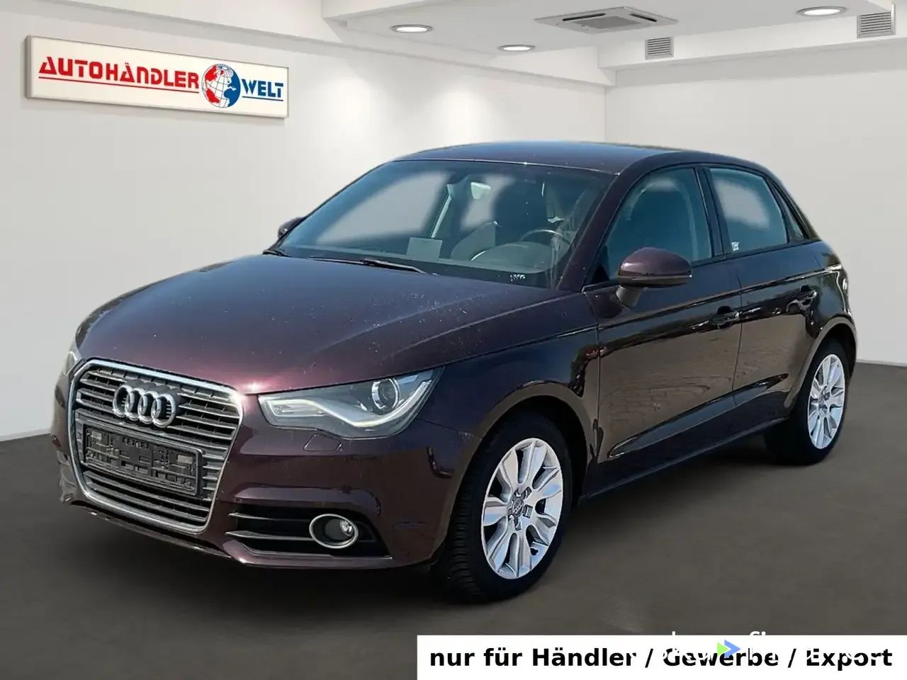 Hatchback Audi A1 2012