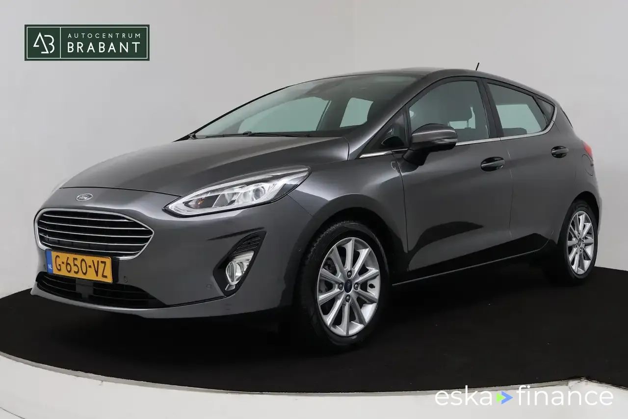 Leasing Hatchback Ford Fiesta 2019