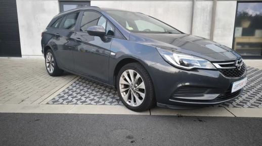 Opel Astra 2016