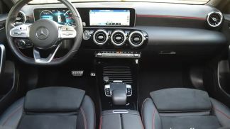 Leasing Hatchback MERCEDES A 180 2018