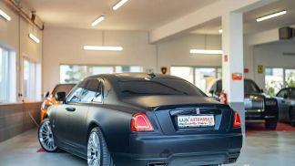 Lízing Sedan Rolls-Royce Ghost 2011