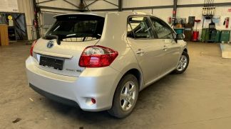 Lízing Hatchback Toyota Auris 2010