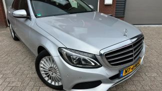 Lízing Sedan MERCEDES C 180 2015