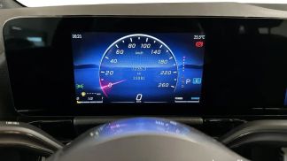 Lízing Hatchback MERCEDES B 180 2023