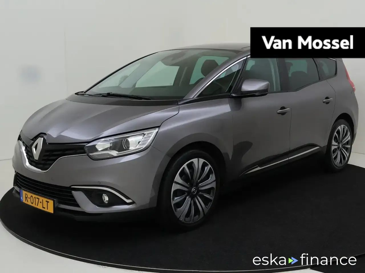 Leasing Le transport des passagers Renault Grand Scenic 2019